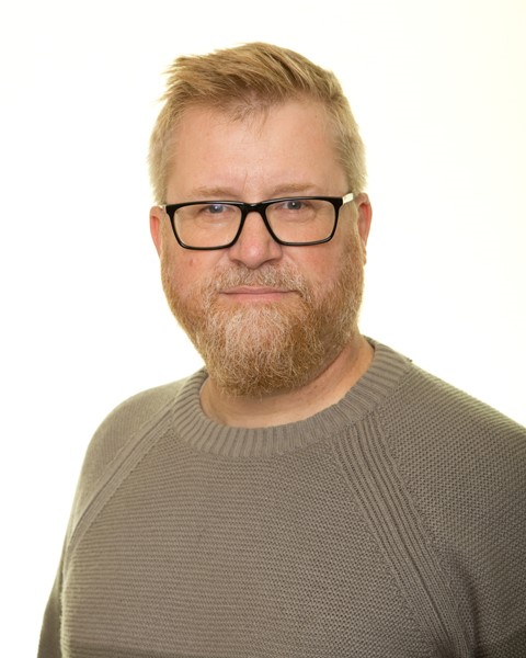 Mr Mark Williams